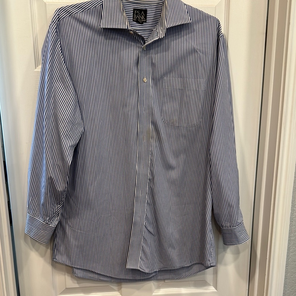Jos. A. Bank Blue Dress Shirt Long-Sleeved Button-Up